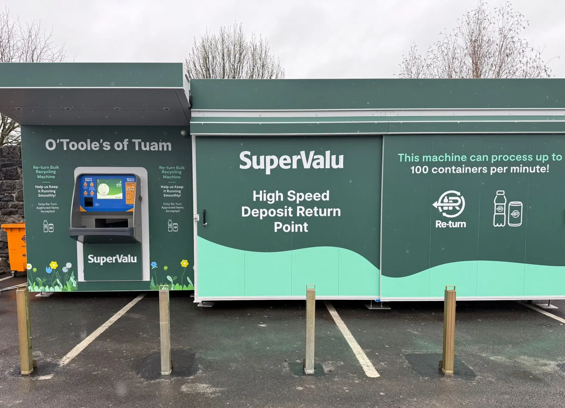 O’Toole’s SuperValu Tuam leads the way with Galway’s first Bulk Reverse Vending Machine