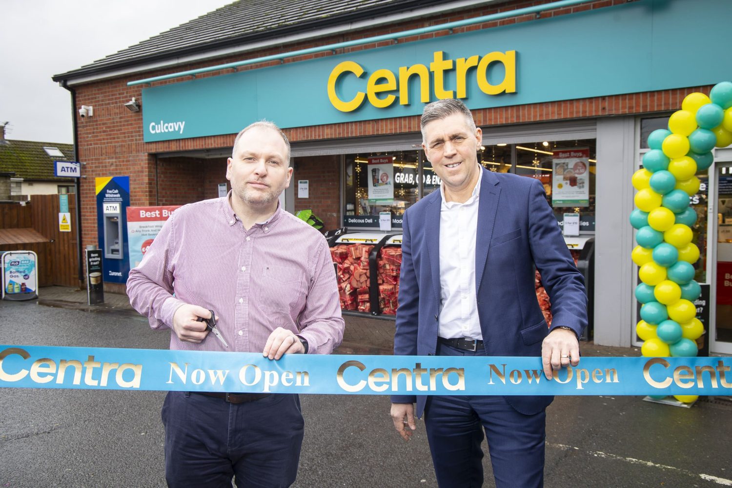 At Centra Culcavy, store manager Liam Houston (left) is joined by Musgrave NI’s Head of Company Owned stores Oliver Martin.